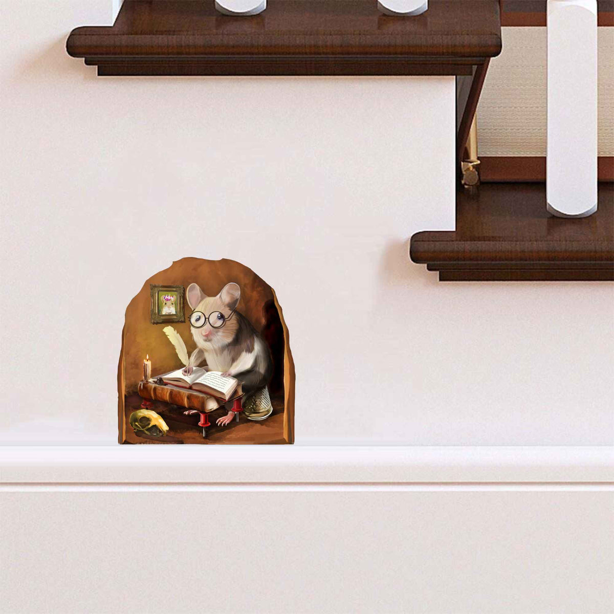 Writing mouse wall sticker in reading nook
