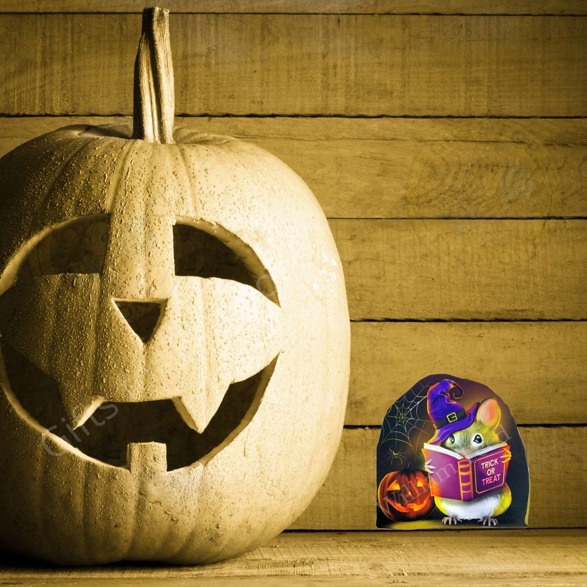 Festive mouse wall decal for Halloween decor
